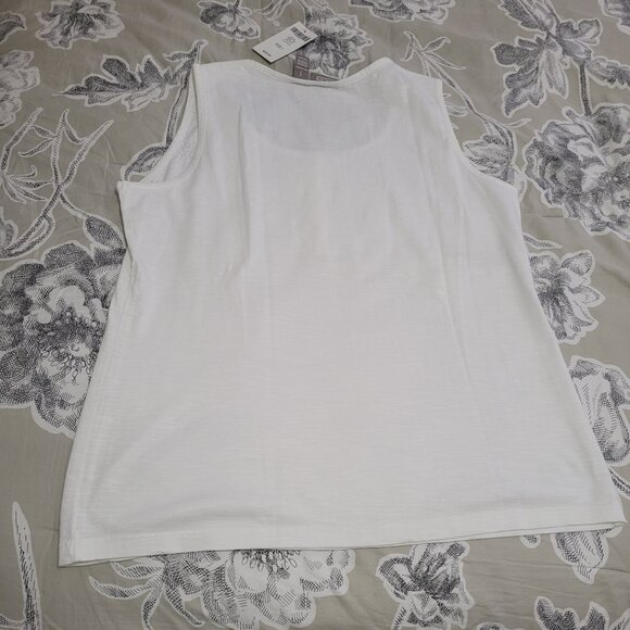 Chico's Off White Cotton Tank w/Embroidery & Button Detail Medium NWT - Picture 4 of 8